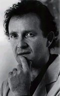Портрет: Энтон Лессер